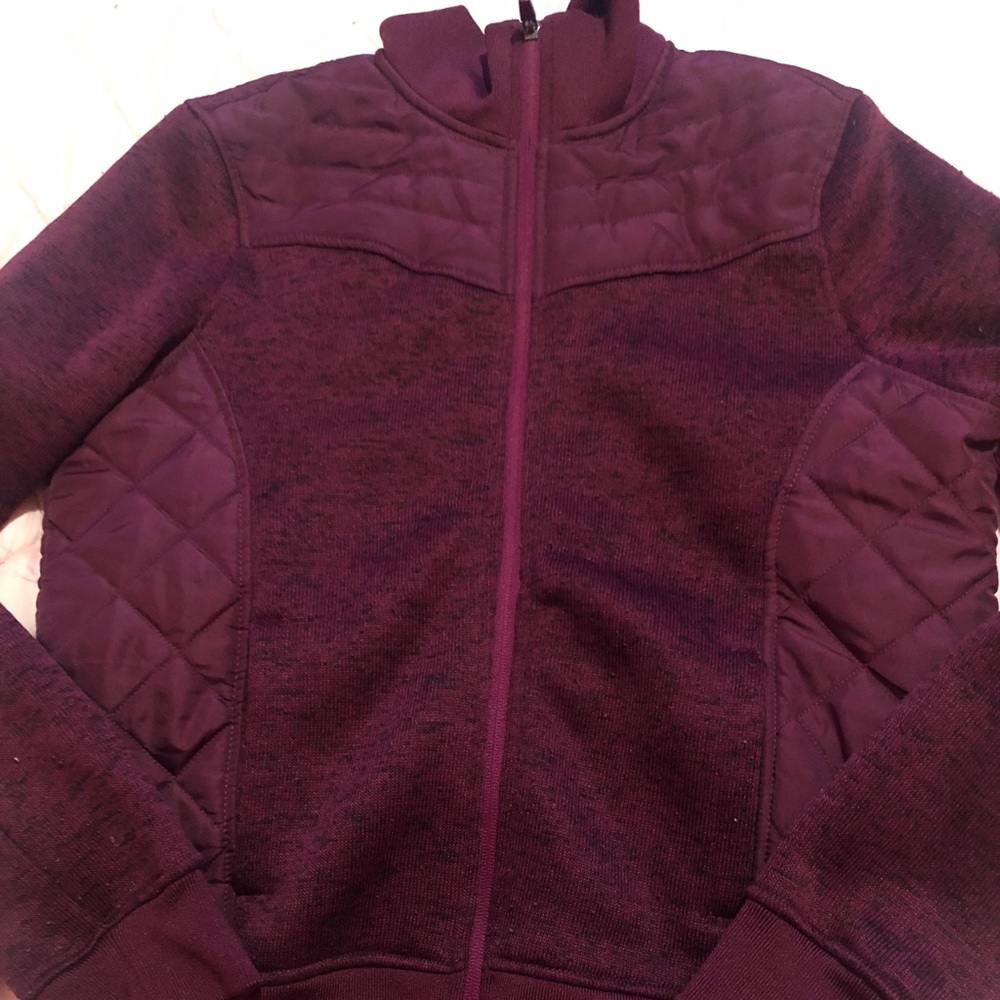 Xersion burgundy sports jacket Medium